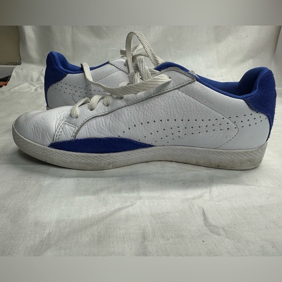 Puma shoes - Picture 4 of 8